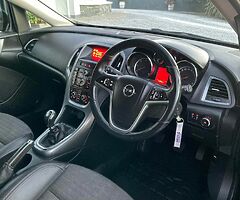 2014 OPEL ASTRA 1.7 DIESEL VAN CVRT TESTED 3/24 TAXED 4/23 170,000 KMS 6 SPEED MANUAL - Image 9/10