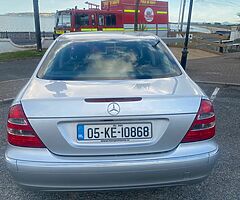 2005 Mercedes Benz E-Class