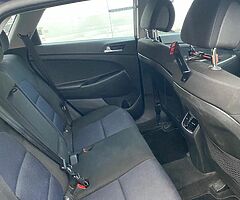 152 Hyundai Tucson - Image 5/7