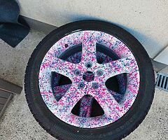 Gender reveal tyres