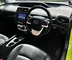 2016 Toyota Prius High Spec 1.5 Petrol Hybrid Automatic - Image 8/10
