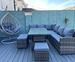 10 SEATER GARDEN SET + RISING TABLE - DELIVERY 