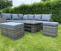 10 SEATER GARDEN SET + RISING TABLE - DELIVERY  - Image 5/5