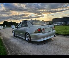 Lexus is300 - Image 6/10