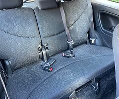 2004 Toyota Yaris - Image 7/9