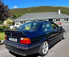 E36 318is - Image 5/7