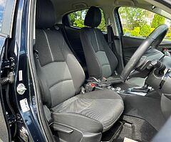 2017 Mazda Mazda2 - Image 6/10