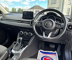 2017 Mazda Mazda2 - Image 5/10
