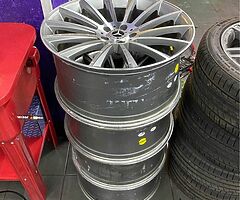 2020 Mercedes-Benz Mercedes