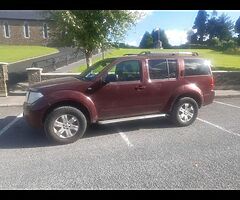 Nissan pathfinder 07