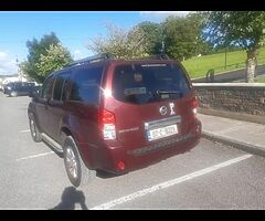 Nissan pathfinder 07