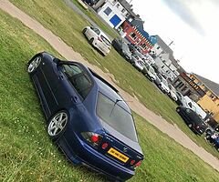 Lexus is200
