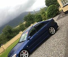 Lexus is200