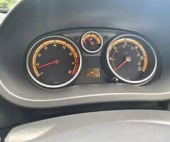 Opel Corsa 1.2 - Image 7/8