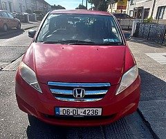 Honda fr-v 2006  NCT