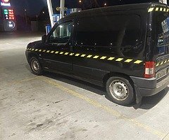 CIRTOEN BERLINGO 2007 1.6 DIESEL 5 SPEED GEARBOX €1250 ono - Image 7/10