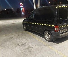 CIRTOEN BERLINGO 2007 1.6 DIESEL 5 SPEED GEARBOX €1250 ono - Image 8/10