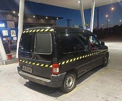 CIRTOEN BERLINGO 2007 1.6 DIESEL 5 SPEED GEARBOX €1250 ono - Image 9/10