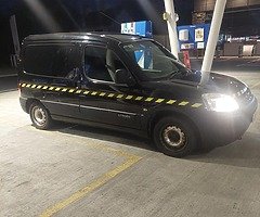 CIRTOEN BERLINGO 2007 1.6 DIESEL 5 SPEED GEARBOX €1250 ono - Image 10/10