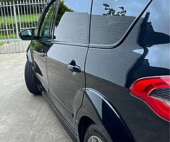 2011 Ford S-Max