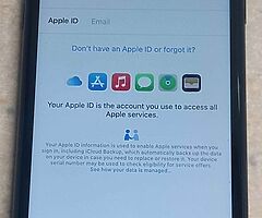 Iphone 11 - Image 4/5