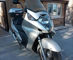 Scooters - Image 9/10