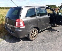 For parts Opel Zafira 1.7diesel 2010 - Image 4/10