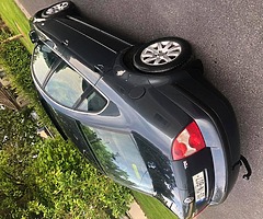 2003 Comfortline Passat - Image 3/4
