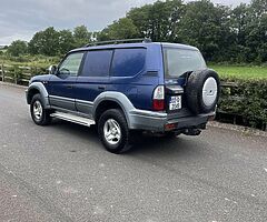 Mint 02 Toyota Land Cruiser - Image 4/5