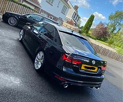 2011 Volkswagen Jetta - Image 3/10