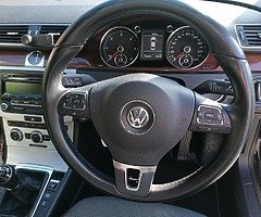Volkswagen passat bluemotion 1.6 diesel - Image 7/8