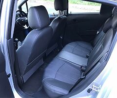 Chevrolet Spark - Image 8/10