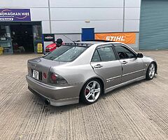 Lexus is200 le