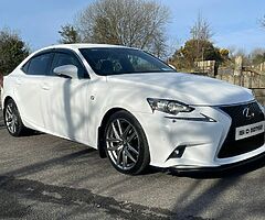 Lexus is300h F sport Pearl White