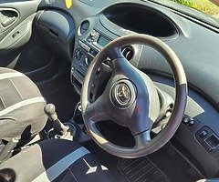 03 Toyota Yaris 1.0 Petrol ( Tax and Tested ) Lady Owner - Image 7/10