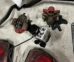 Lexus is200 bits