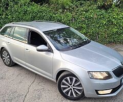 Skoda octavia 2014 2.0Tdi dsg half leather