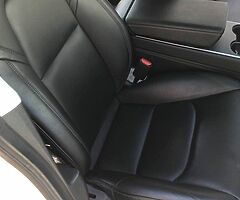 2019 Tesla Model 3 - Image 9/10