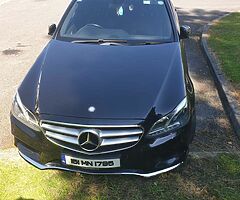 151 mercedes benz E220 premium AMG line