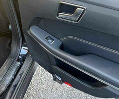 151 mercedes benz E220 premium AMG line - Image 6/10