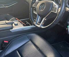 151 mercedes benz E220 premium AMG line - Image 7/10