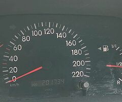 06 Toyota Corolla - Image 5/8
