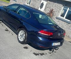 Volkswagen Passat - Image 5/10