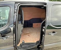 2018 Citroën Berlingo - Image 9/10