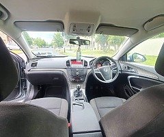 Opel Insignia 2.0 cdti ecoflex 
Fresh Nct 06/23
Tax 07/22
Only 180000 km