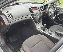 Opel Insignia 2.0 cdti ecoflex 
Fresh Nct 06/23
Tax 07/22
Only 180000 km - Image 5/9