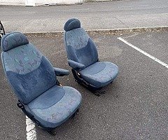 Swivel seats-camper seats