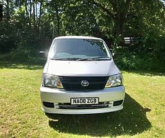 2008 2318041991806363 Hiace