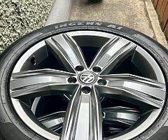 19” Genuine Volkswagen Alloys - Image 6/10