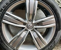 19” Genuine Volkswagen Alloys - Image 10/10